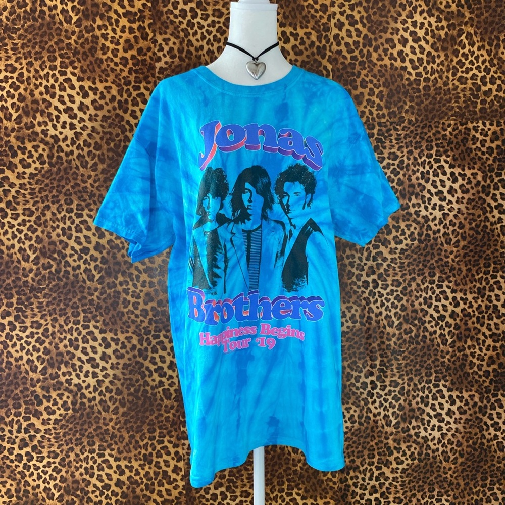 Jonas Brothers t-shirt
